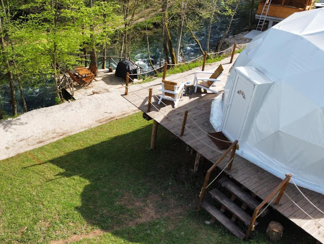 Nomad Glamping Sipovo