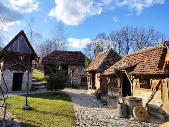 Etno selo Ljubačke doline (Banja Luka)