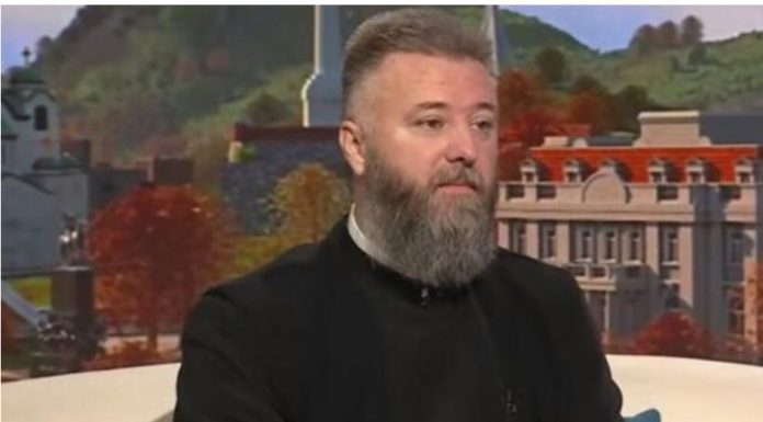 KAKO DA SE ZAŠTITIMO OD LJUDI KOJI NAM ŽELE ZLO: Samo uradite OVO i gledajte šta će da se DESI – savetuje otac Predrag KAKO DA SE ZAŠTITIMO OD LJUDI KOJI NAM ŽELE ZLO: Samo uradite OVO i gledajte šta će da se DESI – savetuje otac Predrag - featured image