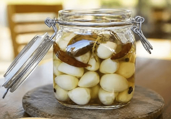 OBAVEZNO ZAPIŠITE RECEPT: Jako moćan lijek protiv bolova u kičmi i zglobovima koji će vam 100% pomoći… - featured image