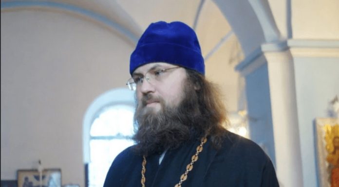 Da li NOŠENJE NAKITA PREMINULIH donosi NESREĆU ili BLAGOSLOV? Otac Andrej rešio zabludu koja se u Srbiji prenosi generacijama Da li NOŠENJE NAKITA PREMINULIH donosi NESREĆU ili BLAGOSLOV? Otac Andrej rešio zabludu koja se u Srbiji prenosi generacijama - featured image